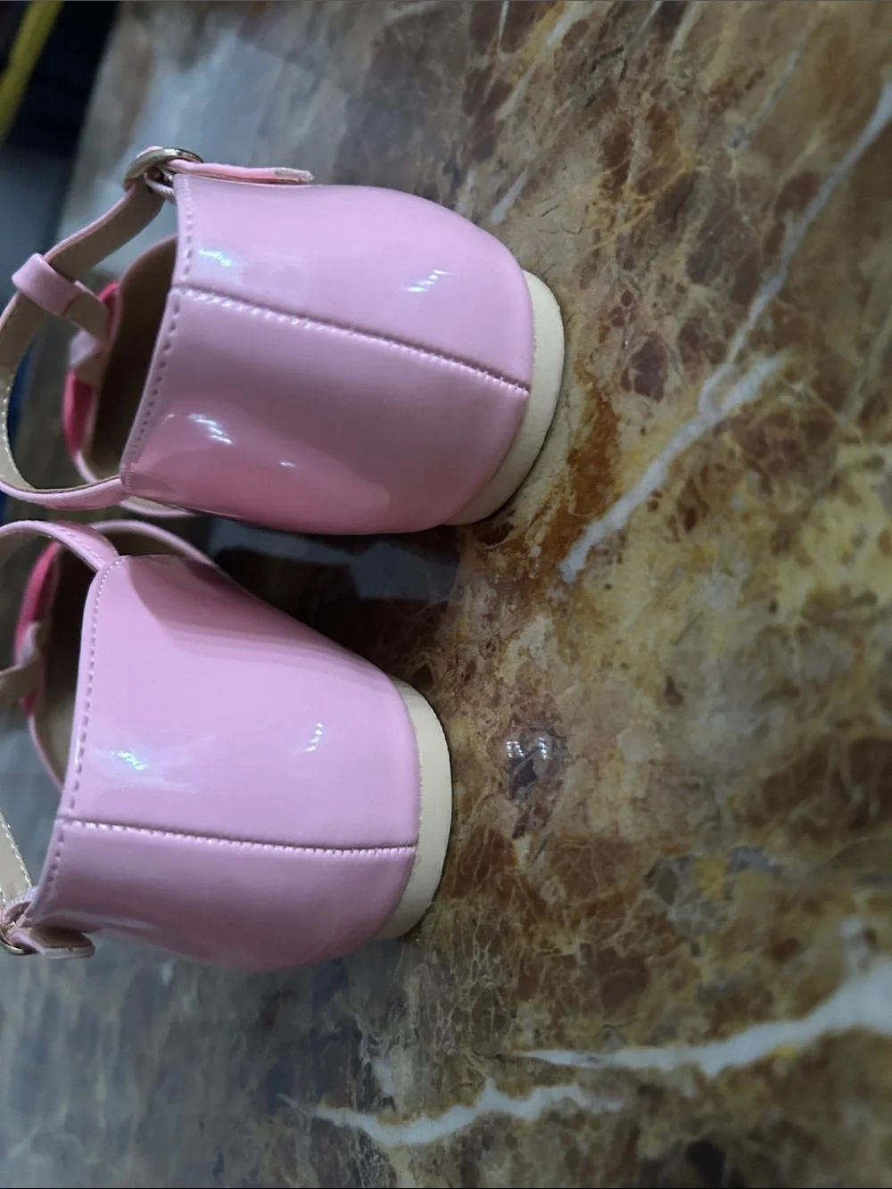Tory Burch Girls Pink T-Strap Sandals with Hot Pink Heart Appliques, size 4y